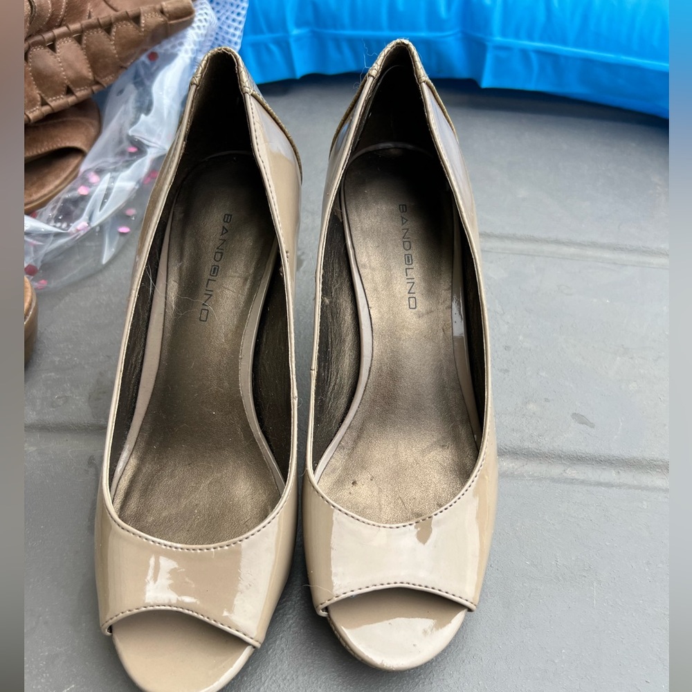 Women’s sandals